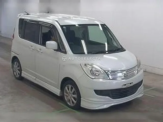 Suzuki Solio 2013, auction grade 3