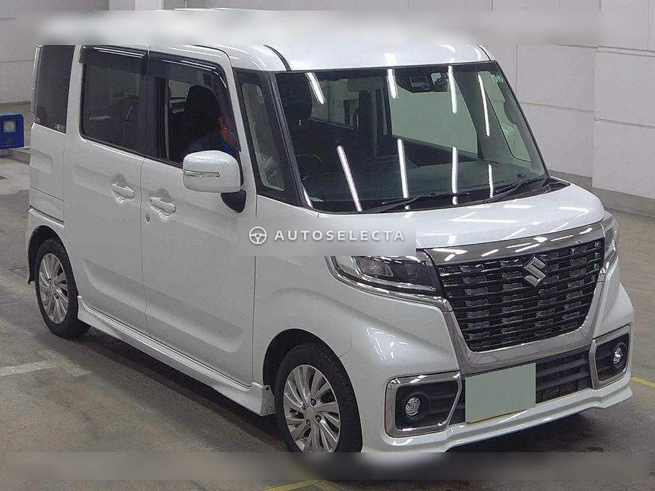 Suzuki Spacia Custom 2019, photo 1 of 1