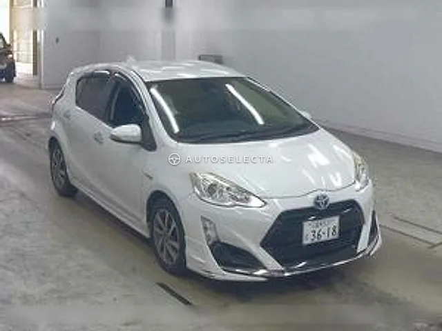Toyota Aqua 2016, auction grade 3.5