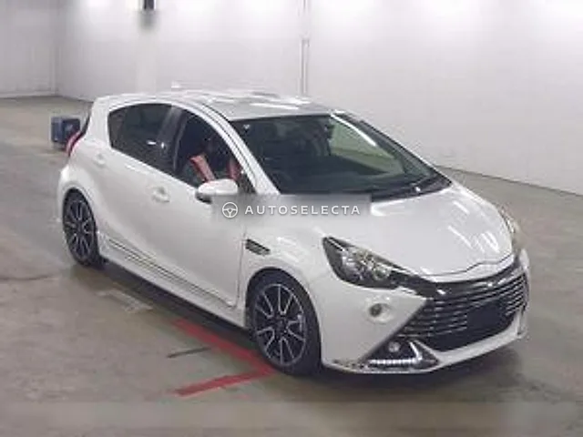 Toyota Aqua 2016, auction grade 4