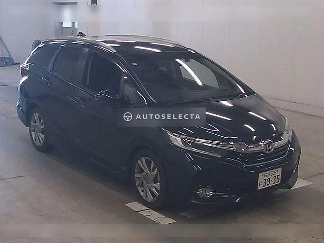 Honda Shuttle 2015, auction grade 3.5