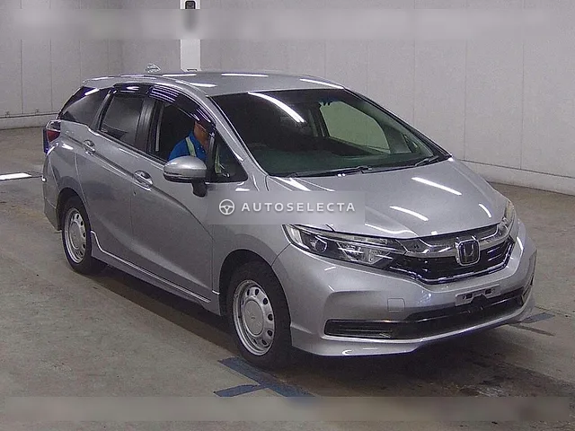 Honda Shuttle 2021, auction grade 4
