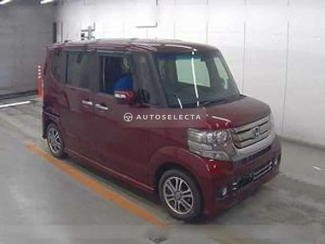 Honda N-BOX Custom 2016, auction grade 4