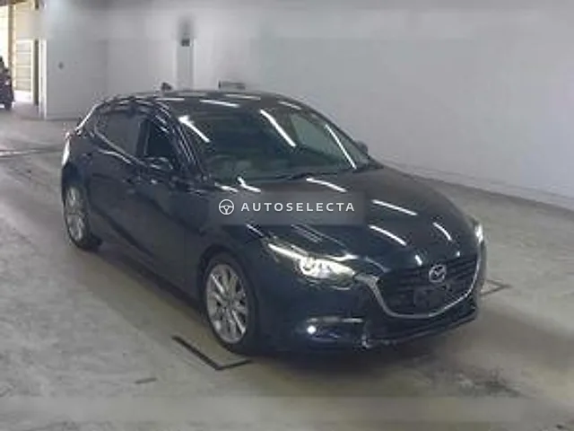 Mazda Axela Sport 2017, auction grade 4