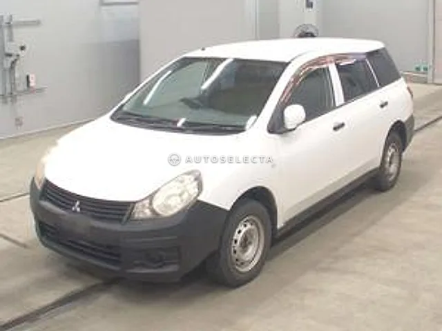 Mitsubishi Lancer Cargo 2012, auction grade 3