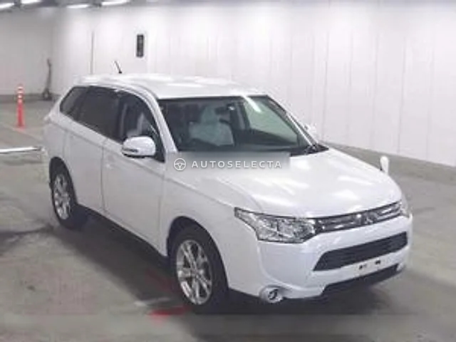 Mitsubishi Outlander 2013, auction grade 4