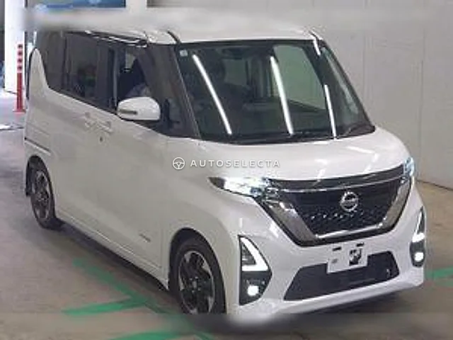 Nissan Roox 2023, auction grade 4.5