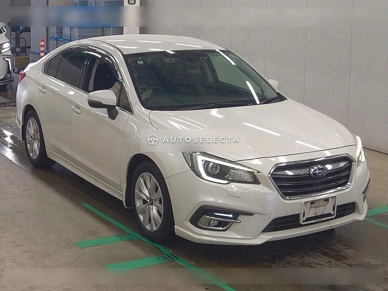 Subaru Legacy B4 2018, photo 1 of 6