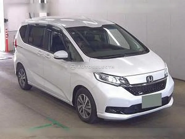 Honda Freed+ Hybrid 2024, auction grade 5