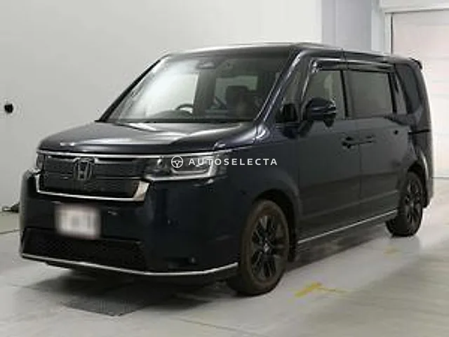 Honda Stepwgn 2023, auction grade 3.5