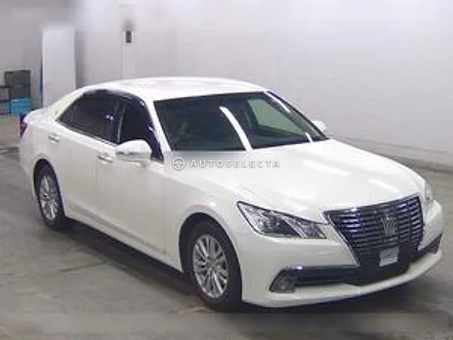 Toyota Crown 2015, auction grade 3.5