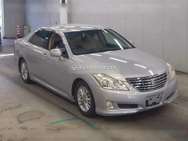 Toyota Crown 2009, auction grade 4