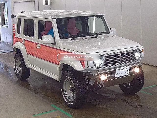 Suzuki Jimny Nomade 2025, auction grade S