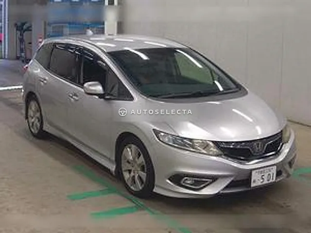 Honda Jade 2015, auction grade 3