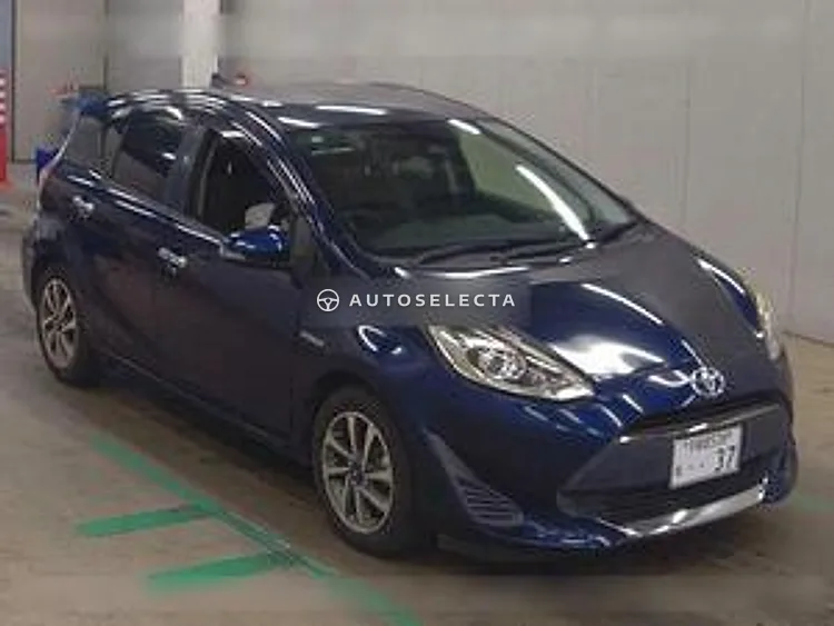 Toyota Aqua 2018, photo 1 of 1