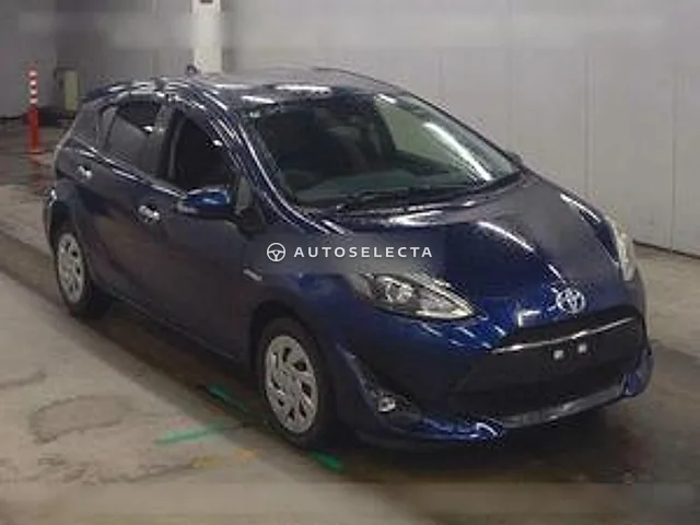 Toyota Aqua 2018, auction grade 3.5