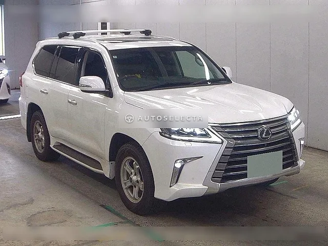 Lexus LX 2016, auction grade 3.5