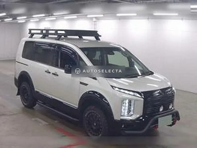 Mitsubishi Delica D:5 2021, auction grade 4.5