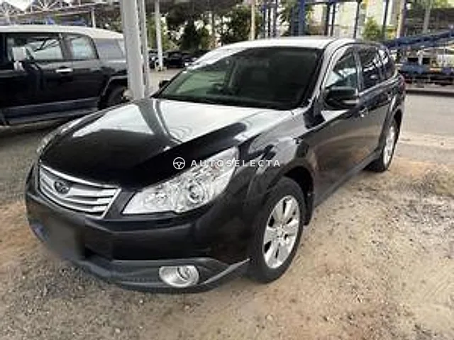 Subaru Outback 2010, auction grade 3.5