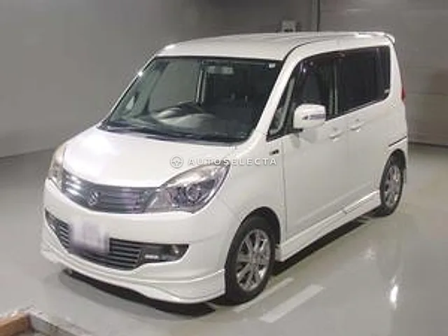 Suzuki Solio 2012, auction grade 4.5