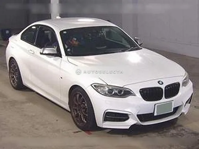 BMW 2 Series 2015, auction grade 4.5