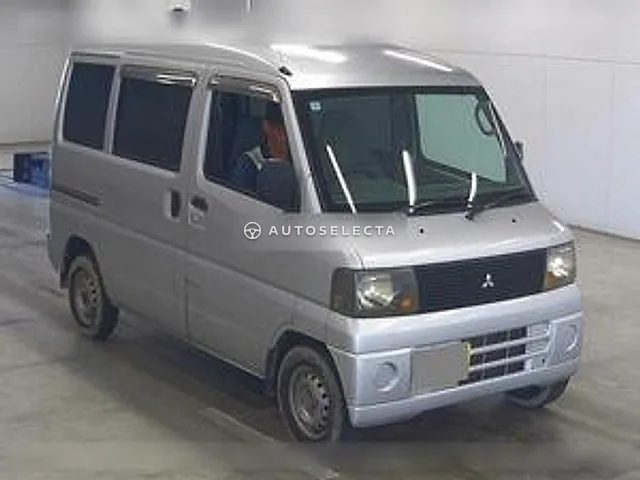 Mitsubishi Minicab Van 2003