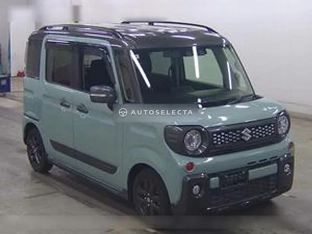 Suzuki Spacia Gear 2022, auction grade 4.5