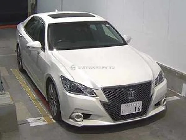 Toyota Crown 2013, auction grade 4