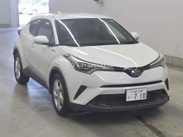 Toyota C-HR 2018, auction grade 4