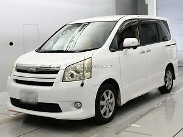 Toyota Noah 2008, auction grade 3