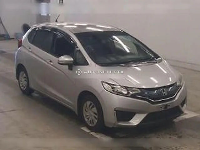 Honda Fit 2013, auction grade 3.5