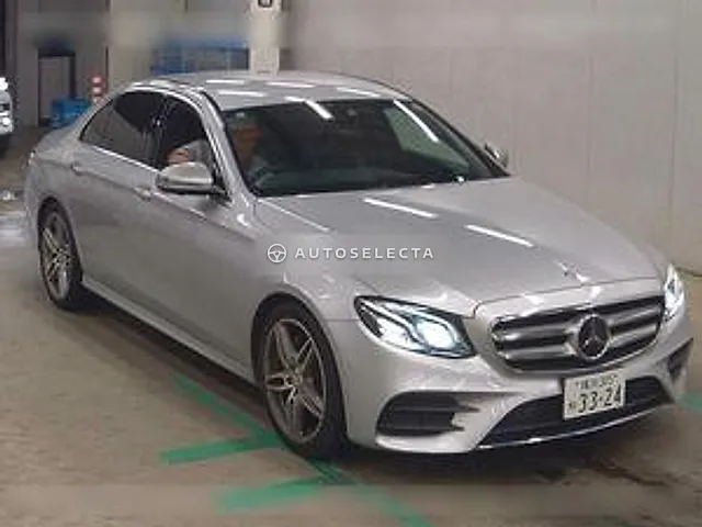 Mercedes-Benz E-Class 2016, auction grade 4.5