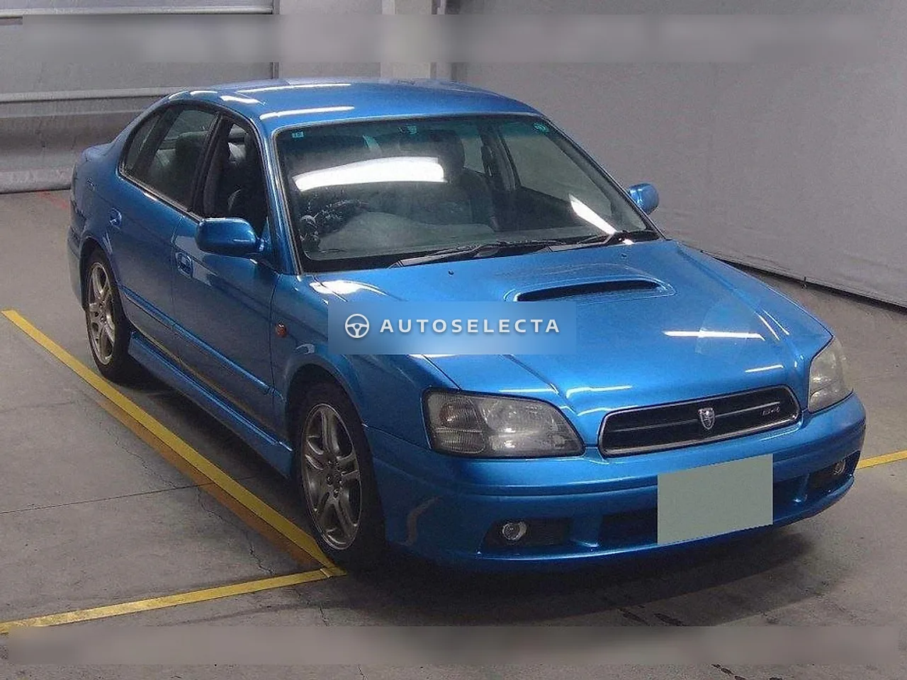 Subaru Legacy B4 2001, photo 1 of 1