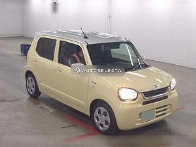 Suzuki Alto 2025, auction grade 6