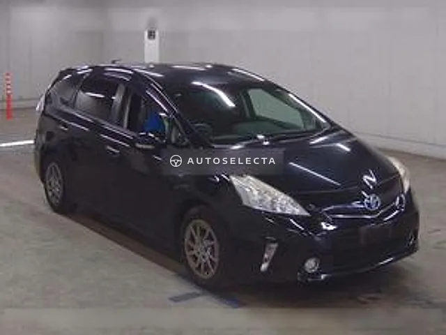Toyota Prius Alpha 2014, auction grade 3