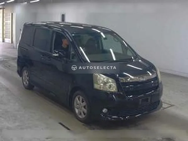 Toyota Noah 2008, auction grade 4