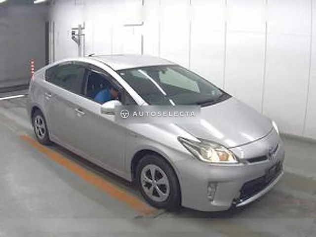 Toyota Prius 2012, auction grade 3.5