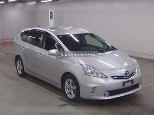 Toyota Prius Alpha 2013, auction grade 3.5