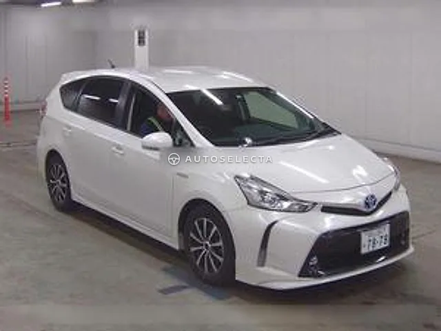 Toyota Prius Alpha 2015, auction grade 4
