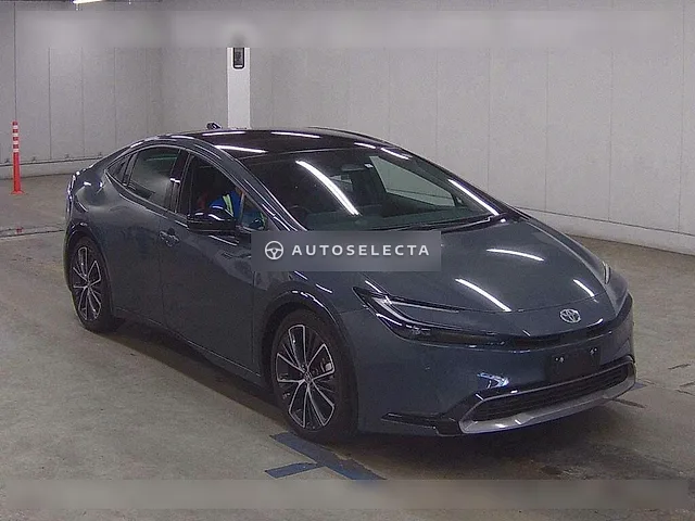 Toyota Prius 2023, auction grade 4.5