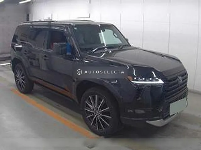 Lexus GX 2025, auction grade 5