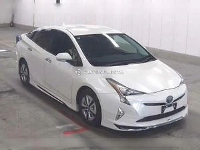 Toyota Prius 2018, auction grade 3.5