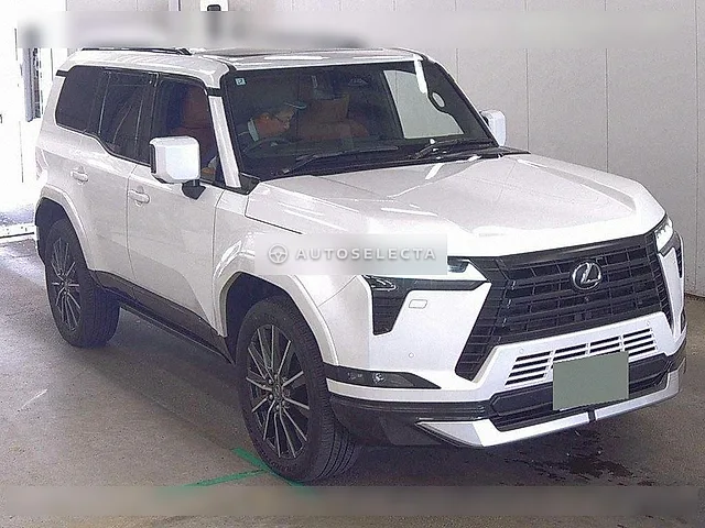Lexus GX 2025, auction grade 5