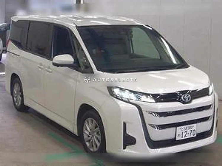 Toyota Noah 2023, photo 1 of 1