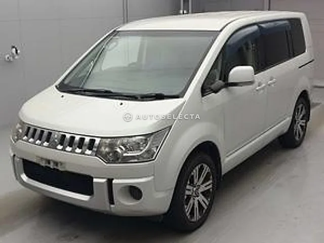 Mitsubishi Delica D:5 2016, auction grade 3.5
