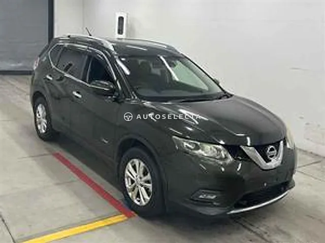 Nissan X-Trail 2017, auction grade R