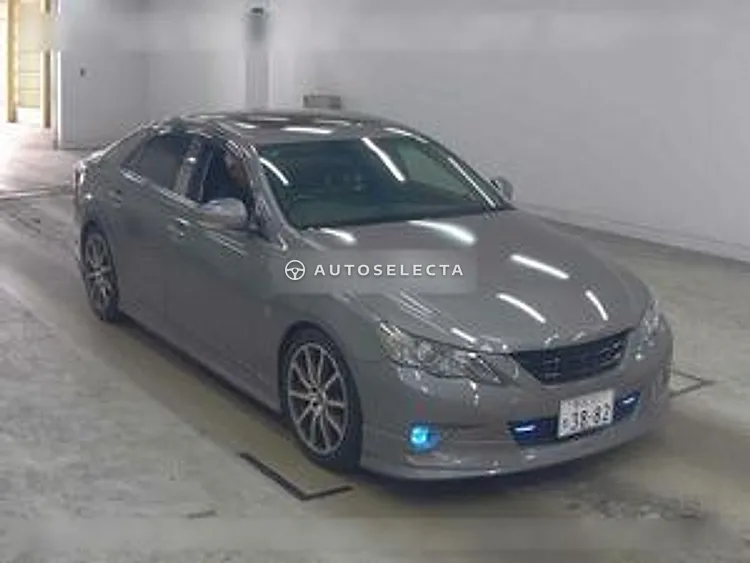 Toyota Mark X 2012, photo 1 of 1