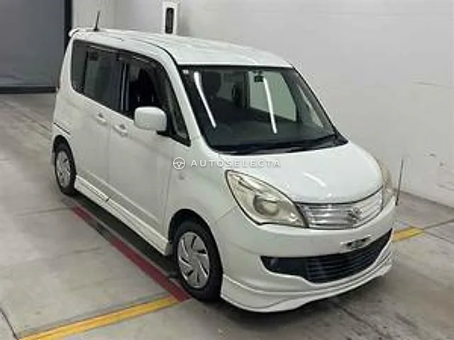 Suzuki Solio 2013, auction grade 3.5