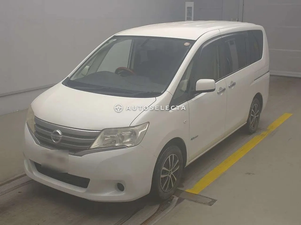 Nissan Serena 2012, photo 1 of 1