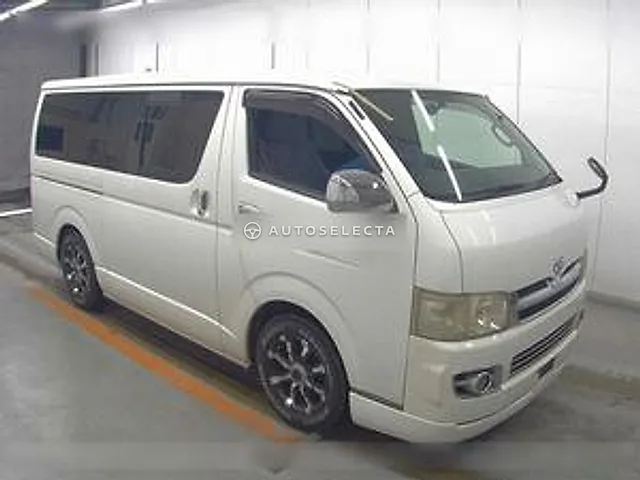 Toyota Hiace Van 2007, auction grade 3.5